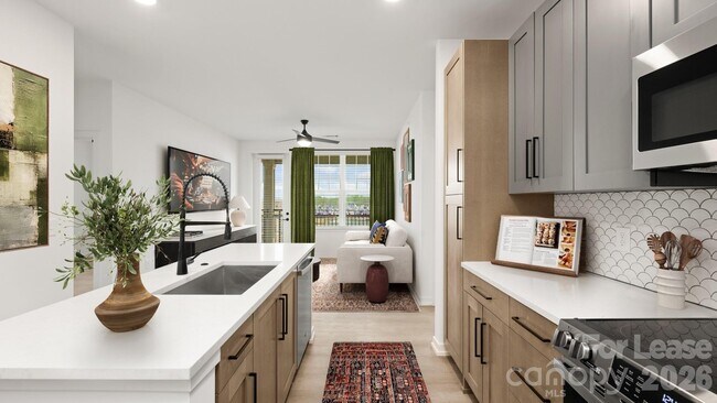 Building Photo - 10500 Midway Pk Dr