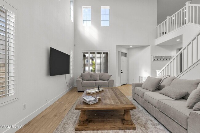 Building Photo - 2648 Fallen Leaf Ct