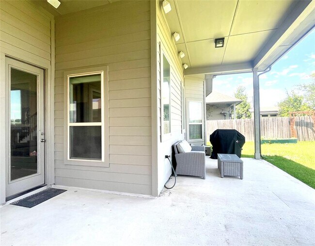 Building Photo - 6829 Brindisi Pl