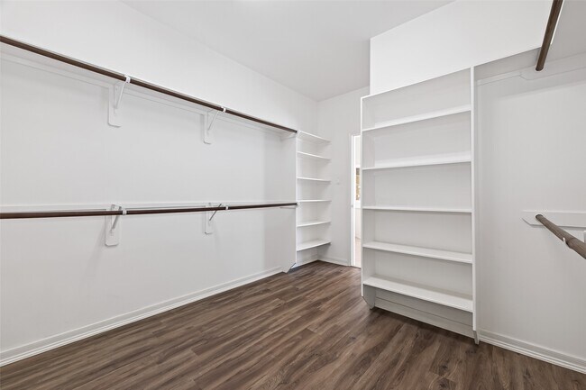 Building Photo - 21122 Maybrook Manor Ln