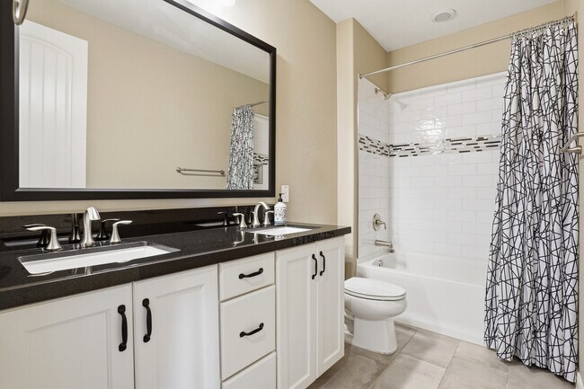 Building Photo - 7471 E Paraiso Dr