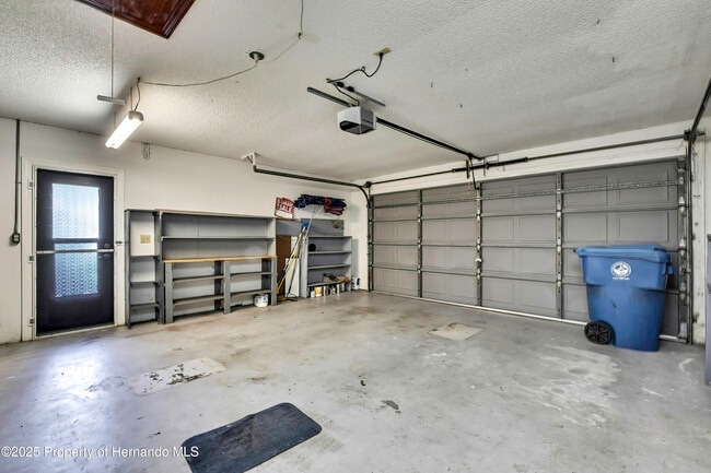 Building Photo - 3296 Dolin Ave