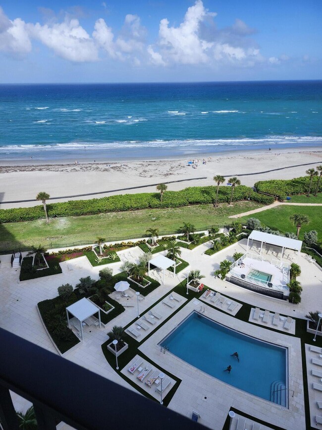 Building Photo - 200 Ocean Trail Way