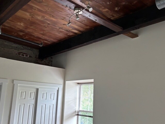 Building Photo - 3500 Sunnyside Ave