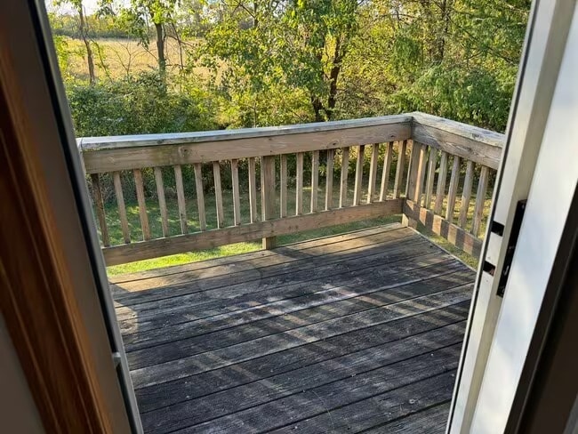 Building Photo - 716 Hilltop Ln