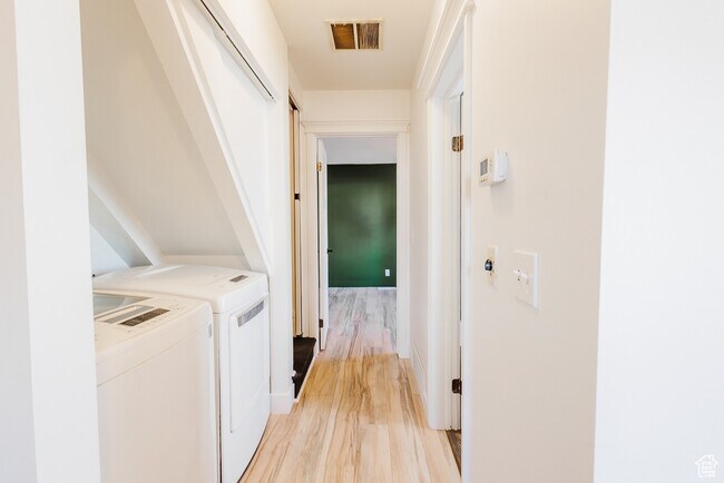 Building Photo - 8544 S 300 E