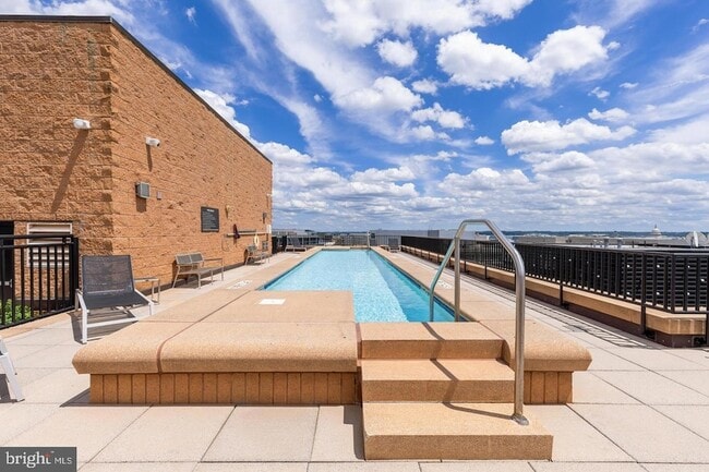 Building Photo - 1010 Massachusetts Ave NW