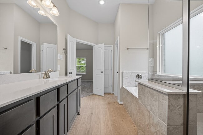 Building Photo - 18203 Samie Nell Ct