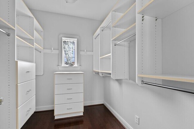 Building Photo - Stunning Air Conditioned 1931 Tudor in Coveted Admiral w/ Views