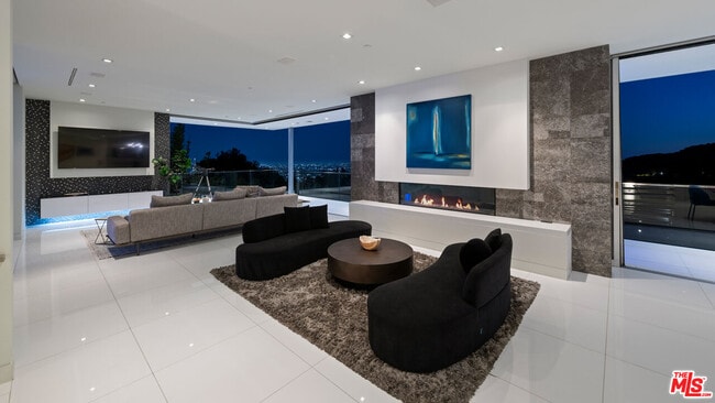 Building Photo - 7080 Mulholland Dr