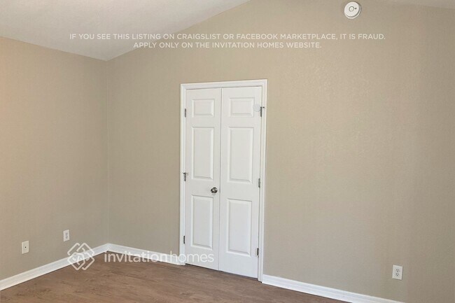 Building Photo - 2761 Rochelle Dr