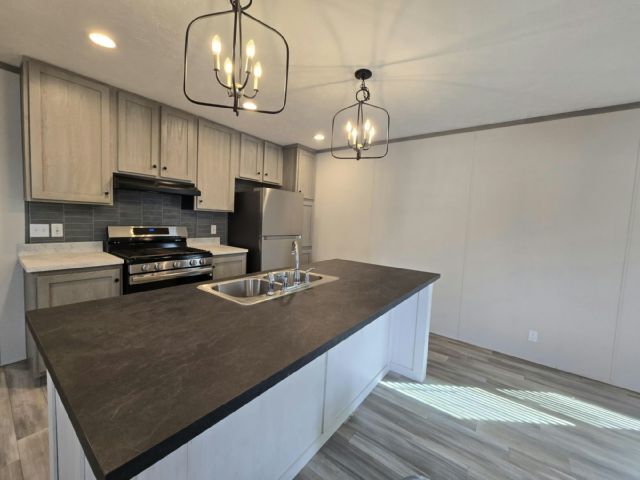 Building Photo - 94 Viking Terrace