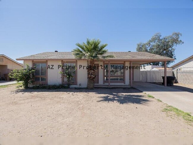 Building Photo - 8821 W Sahuaro Dr