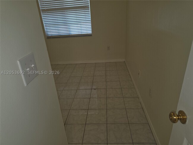 Building Photo - 14241 SW 151st Ave