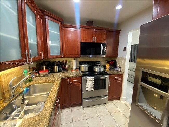 Building Photo - 13815 SW 54th St