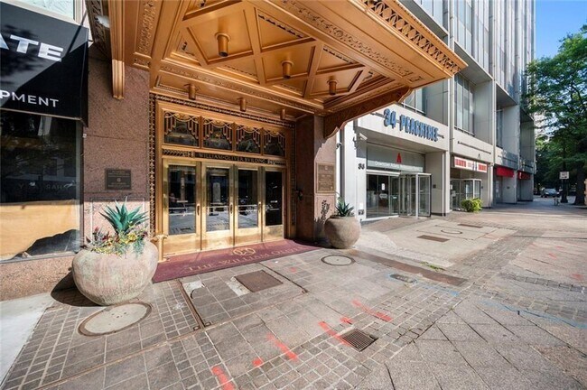 Building Photo - 32 Peachtree St NW