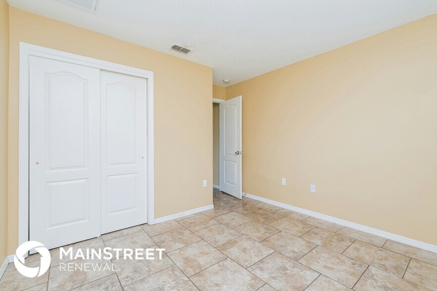 Building Photo - 1641 Larkin Rd