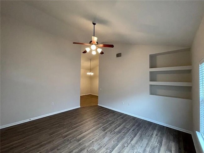 Building Photo - 5701 Signal Point