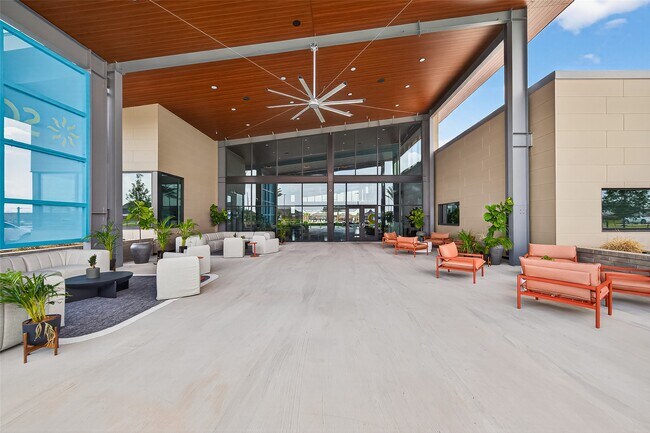 Building Photo - 1028 Laguna Cv Dr