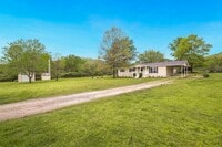 Building Photo - 3110 W Old Farmington Rd