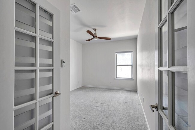 Building Photo - 1813 Wrigley Dr