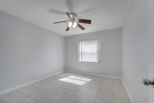 Building Photo - 9942 Turf Way