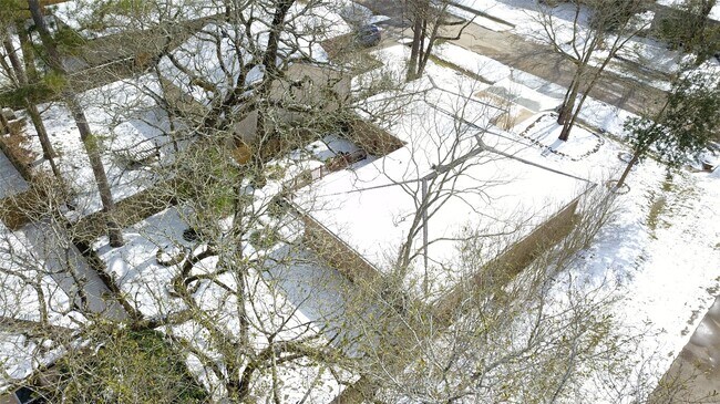 Building Photo - 76 S Wavy Oak Cir