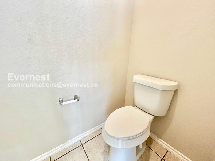 Building Photo - 10009 Bull Run