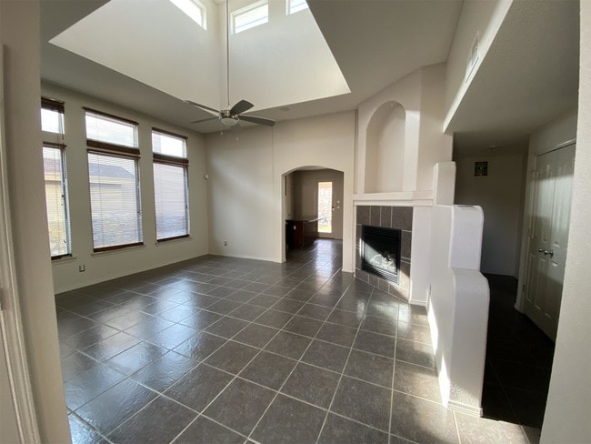 Building Photo - 12564 Western Gull Dr