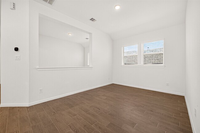 Building Photo - 453 Embden Rim Dr