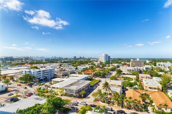 Building Photo - 7600 Collins Ave