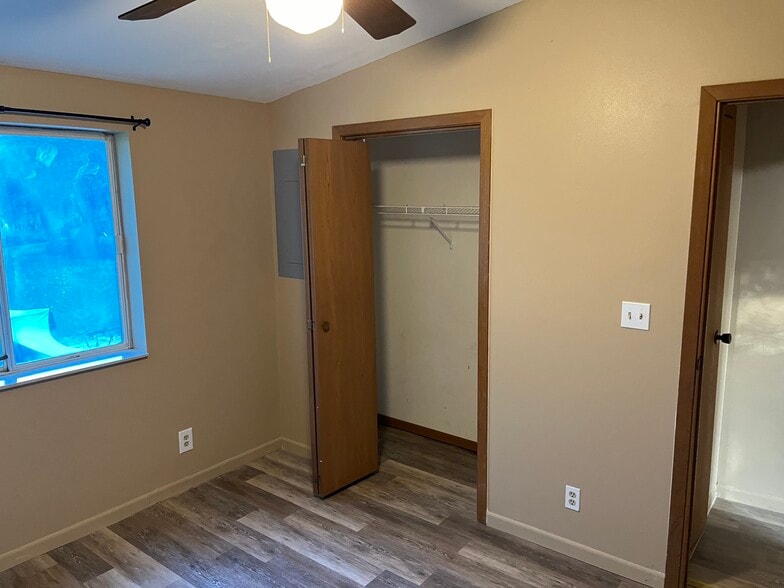 Building Photo - 1652 Barney Bass Rd