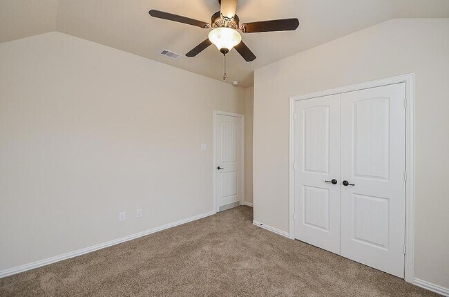 Building Photo - 9411 Sparrow Creek Ct