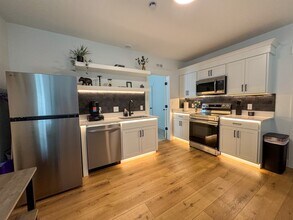 Building Photo - 5385 N Sulley Way