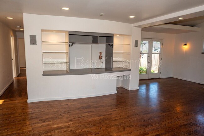 Building Photo - 4840 N 8th St