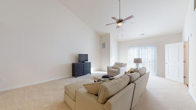 Building Photo - A4X | 1 Bed 1.5 Bath | 1119 sf | $1626 - $...