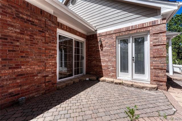 Building Photo - 9885 Greensview Cir
