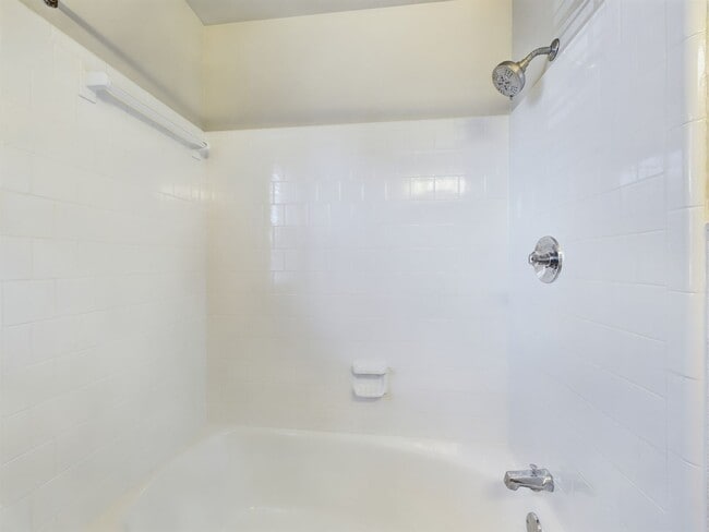 Building Photo - 7505 Landsworth Ave