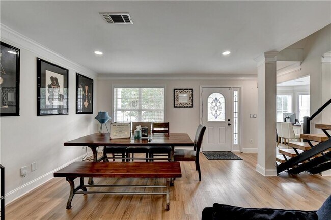 Building Photo - 6604 Destiny Dr SE