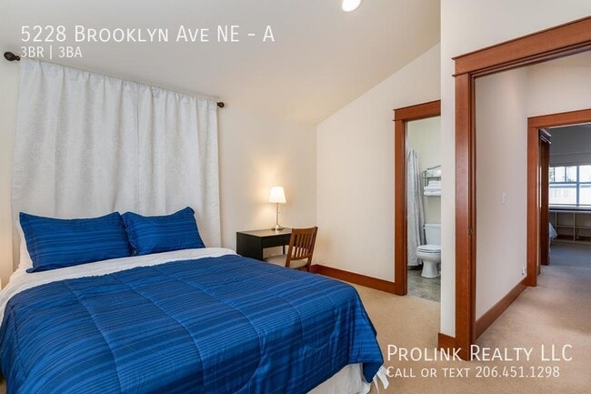 Building Photo - 5228 Brooklyn Ave NE