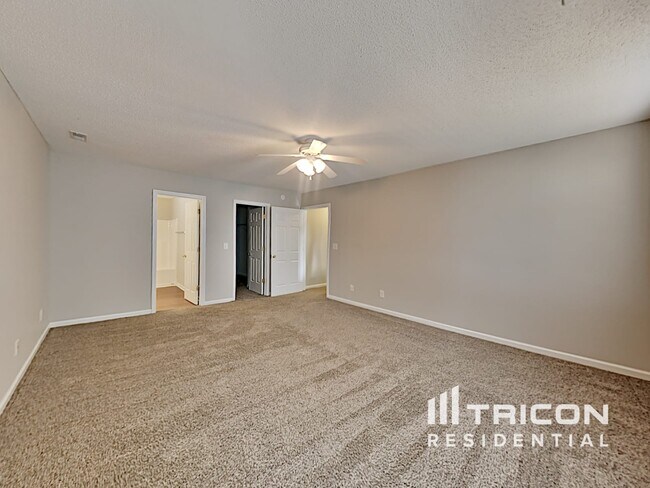 Building Photo - 925 Schofield Ln