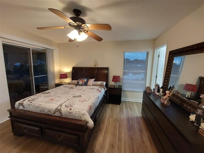 Building Photo - 307 S Oakland Ave