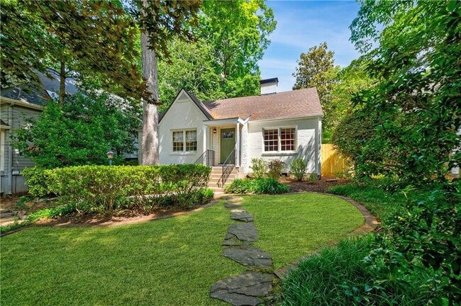 Primary Photo - 1268 University Dr NE