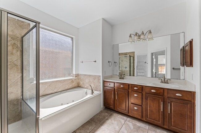 Building Photo - 1922 Boren Dr