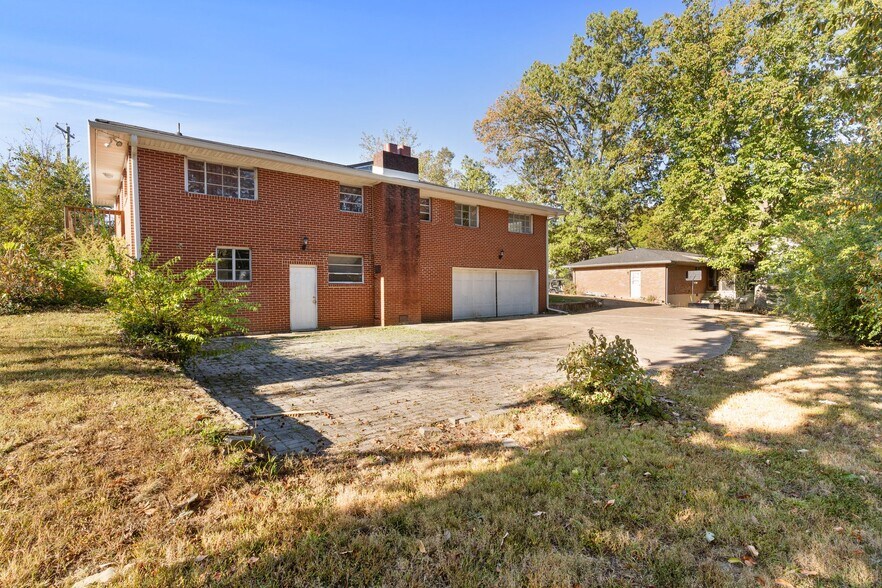 Building Photo - 603 Bitsy Ln