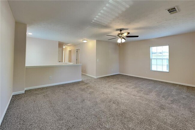 Building Photo - 108 Silver Bow Ln