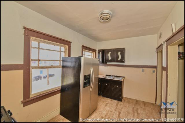 Building Photo - 1 bedroom in El Paso TX 79902