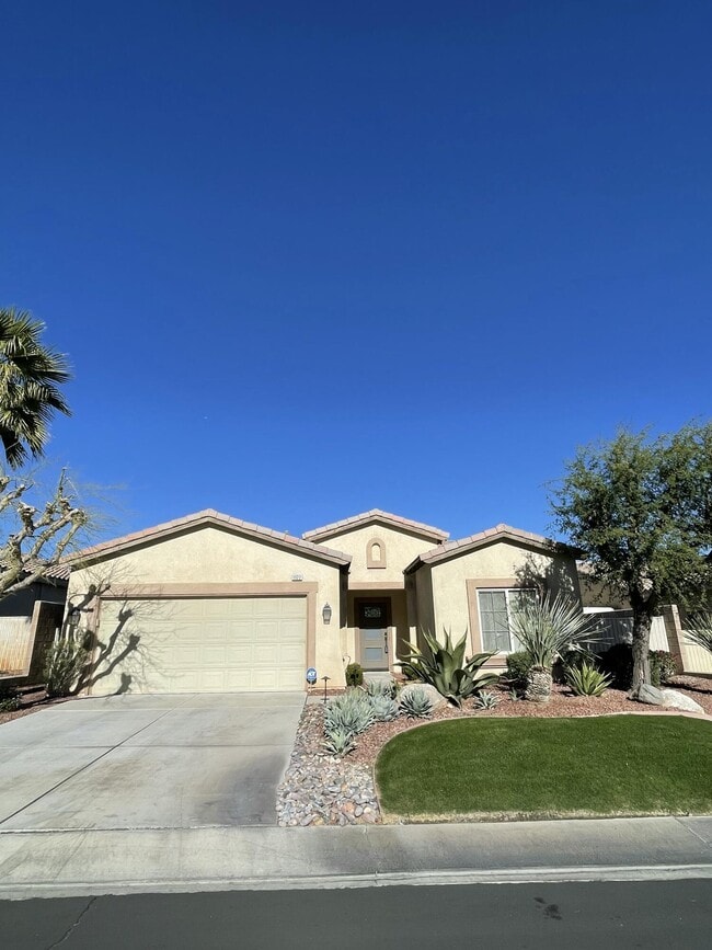 Building Photo - 1122 Oro Ridge