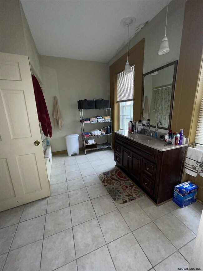 Building Photo - 9 Terminal Rd