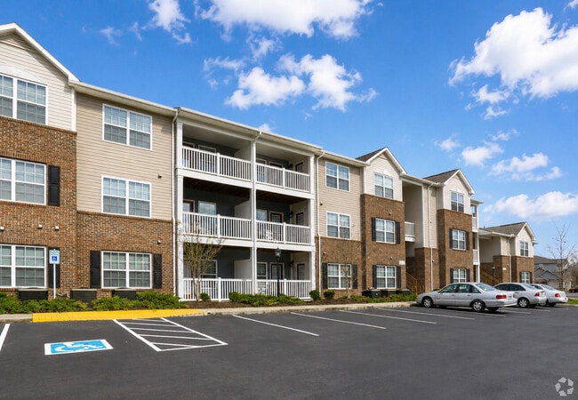 Building Photo - Royce Hill Apartments
